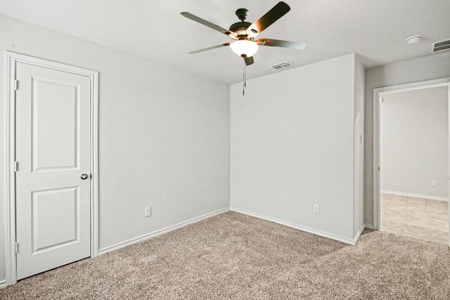 513 Bronze Circle W, Springtown, TX 76082