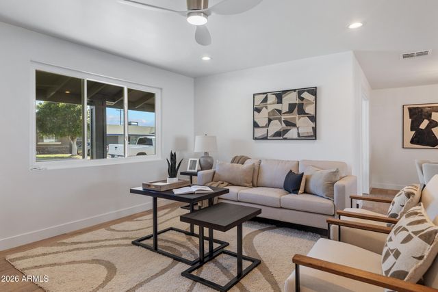 7820 E LOMA LAND Drive, Scottsdale, AZ 85257