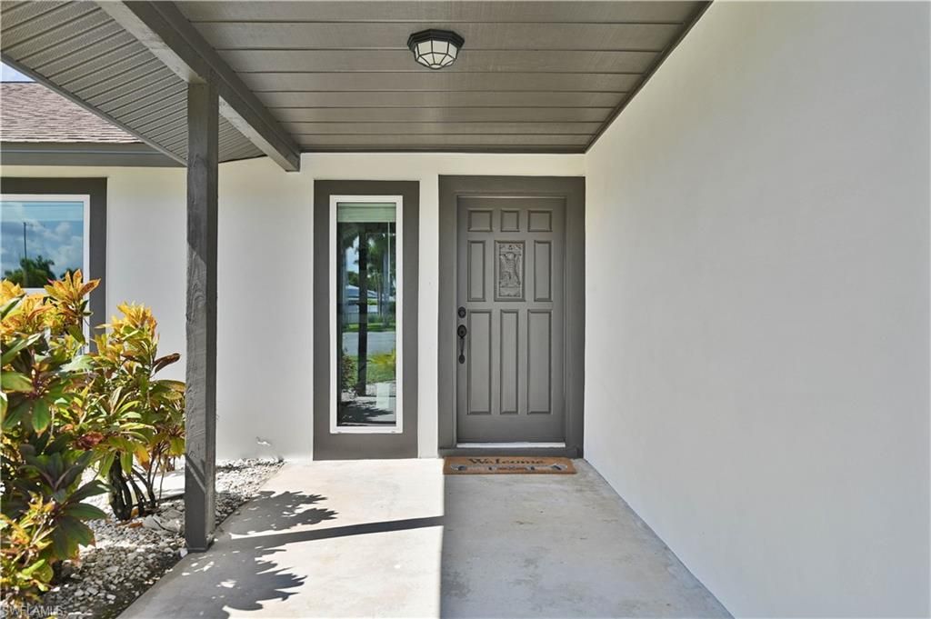 1482 N Larkwood SQ, FORT MYERS, FL 33919 — photo 4