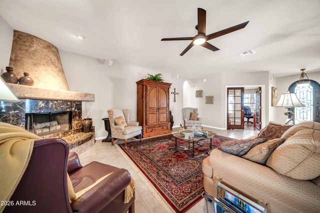 258 W YEARLING Road, Phoenix, AZ 85085