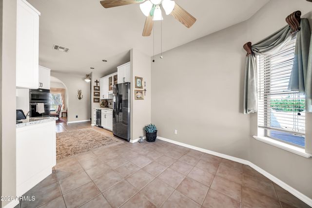 258 W YEARLING Road, Phoenix, AZ 85085