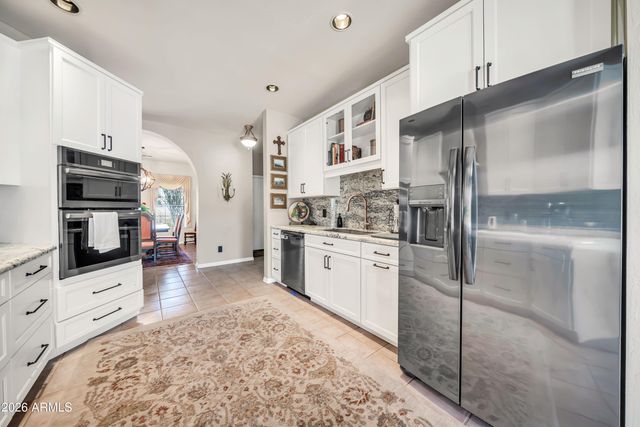 258 W YEARLING Road, Phoenix, AZ 85085