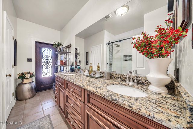 258 W YEARLING Road, Phoenix, AZ 85085