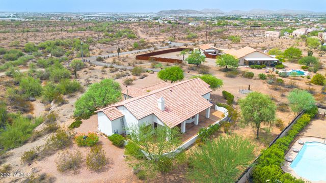 258 W YEARLING Road, Phoenix, AZ 85085