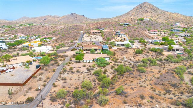 258 W YEARLING Road, Phoenix, AZ 85085