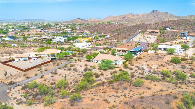 258 W YEARLING Road, Phoenix, AZ 85085