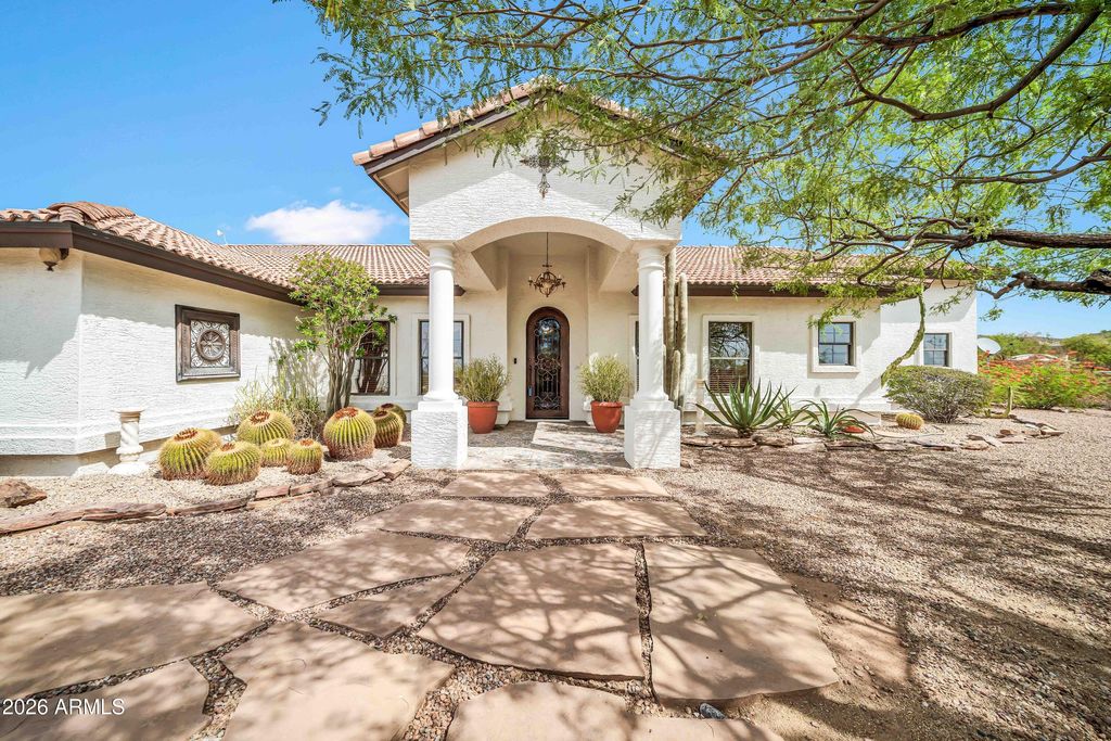258 W YEARLING Road, Phoenix, AZ 85085 — photo 2