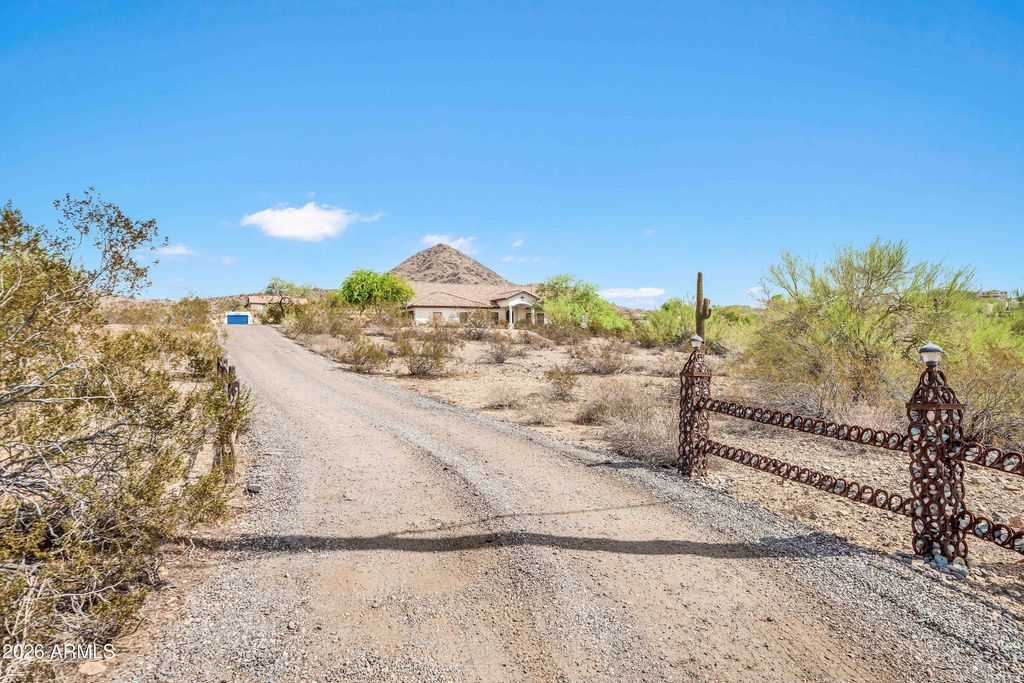 258 W YEARLING Road, Phoenix, AZ 85085 — photo 5
