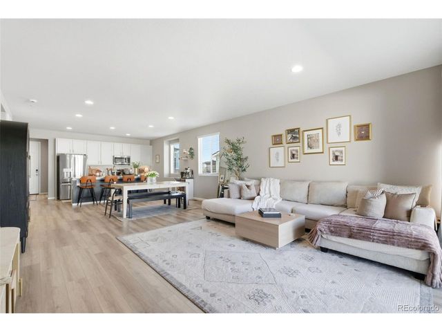 8831 E 105th Ln, Commerce City, CO 80640