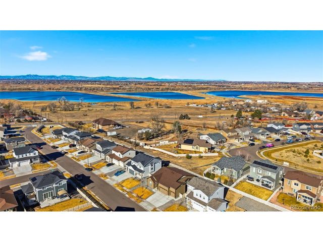 8831 E 105th Ln, Commerce City, CO 80640