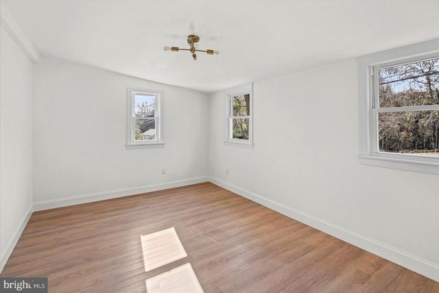 908 SCOTTS HILL DR, Baltimore, MD 21208