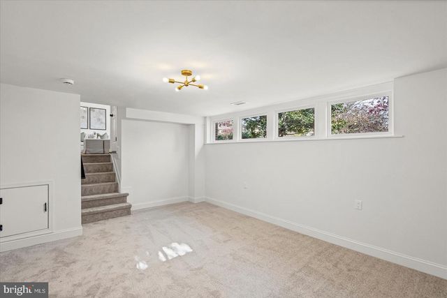 908 SCOTTS HILL DR, Baltimore, MD 21208