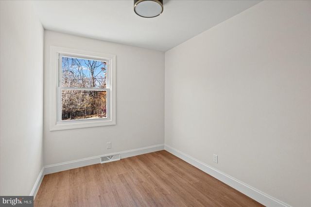 908 SCOTTS HILL DR, Baltimore, MD 21208