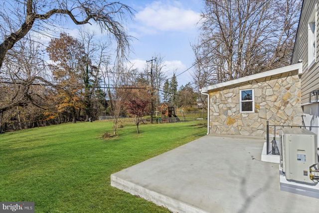 908 SCOTTS HILL DR, Baltimore, MD 21208