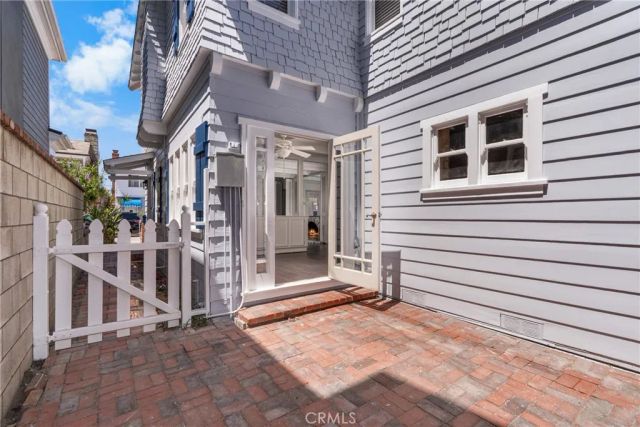 216 Amethyst, Newport Beach, CA 92662