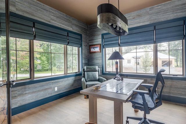 2411 LOXLEY COURT, Suamico, WI 54173