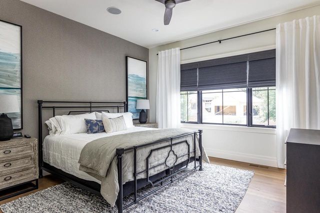 2411 LOXLEY COURT, Suamico, WI 54173