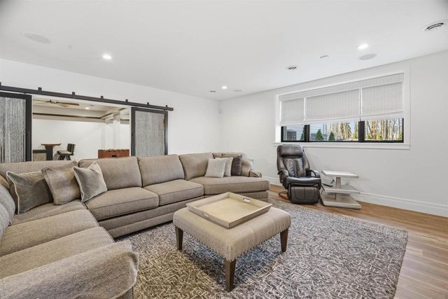 2411 LOXLEY COURT, Suamico, WI 54173