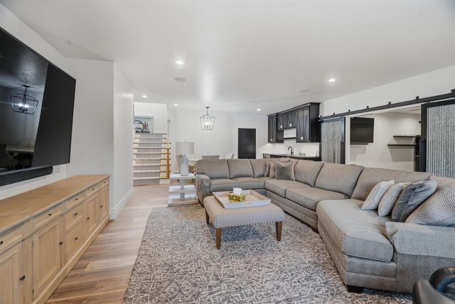 2411 LOXLEY COURT, Suamico, WI 54173