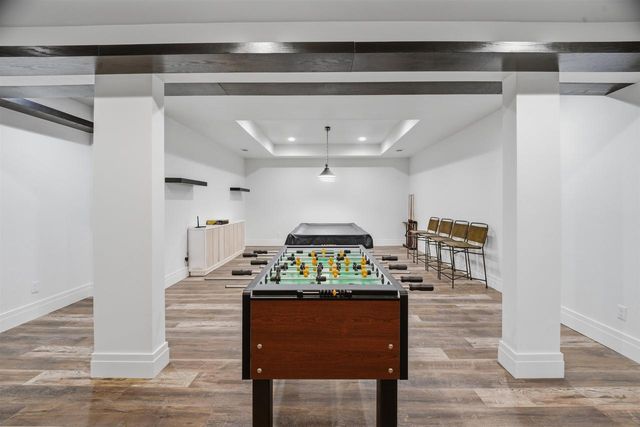 2411 LOXLEY COURT, Suamico, WI 54173