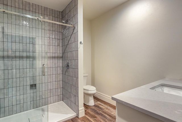 2411 LOXLEY COURT, Suamico, WI 54173