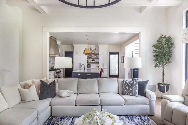 2411 LOXLEY COURT, Suamico, WI 54173