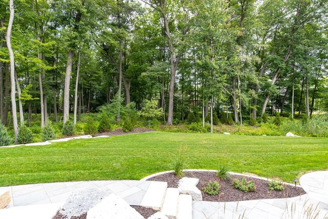 2411 LOXLEY COURT, Suamico, WI 54173