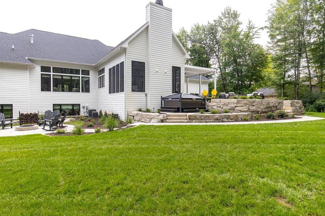 2411 LOXLEY COURT, Suamico, WI 54173