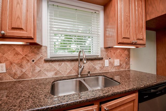 748 W Bayshore Drive, Palacios, TX 77465