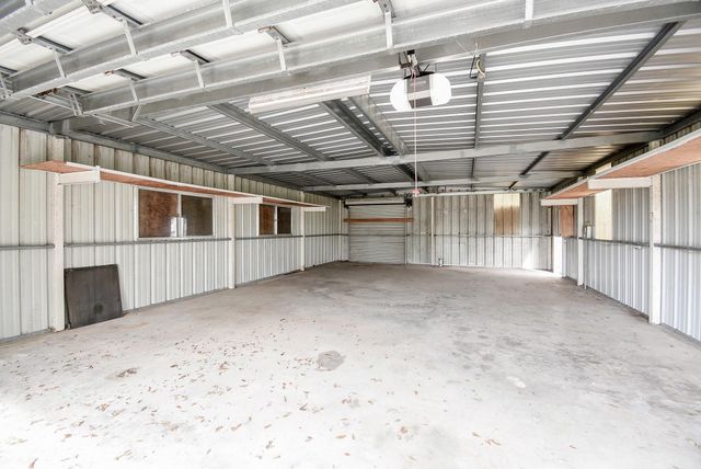 748 W Bayshore Drive, Palacios, TX 77465