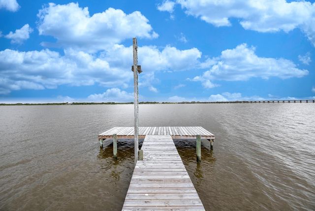 748 W Bayshore Drive, Palacios, TX 77465
