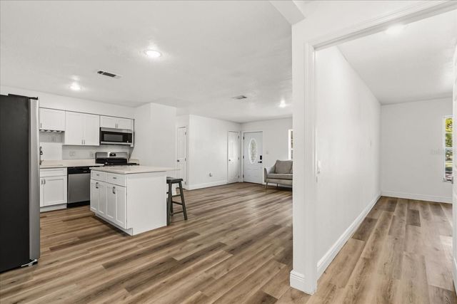 421 SW 137TH AVENUE, Ocala, FL 34481