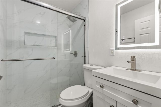 421 SW 137TH AVENUE, Ocala, FL 34481