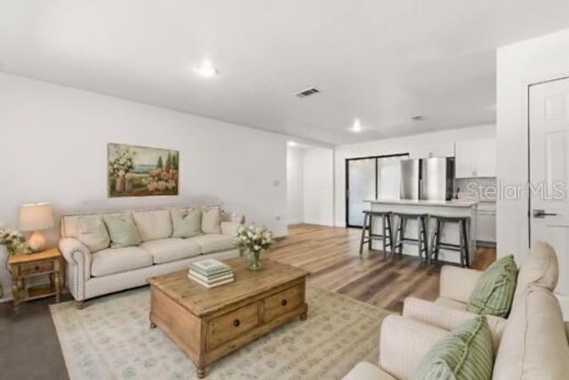 421 SW 137TH AVENUE, Ocala, FL 34481