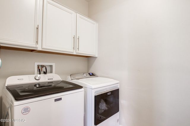 9709 N Hebden Way, Marana, AZ 85653