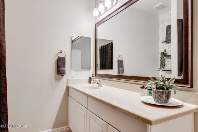 9709 N Hebden Way, Marana, AZ 85653