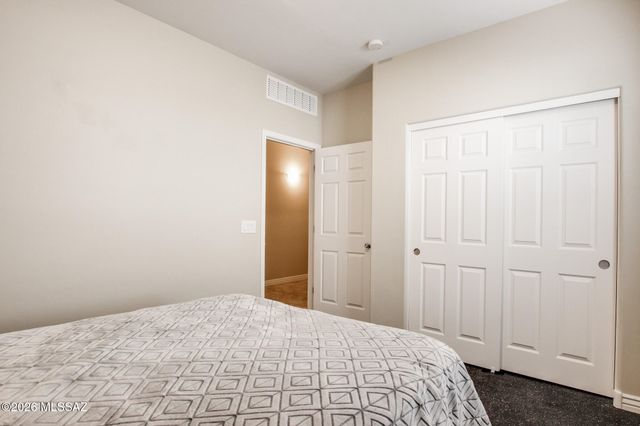 9709 N Hebden Way, Marana, AZ 85653