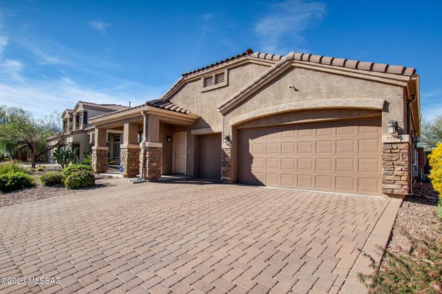 9709 N Hebden Way, Marana, AZ 85653
