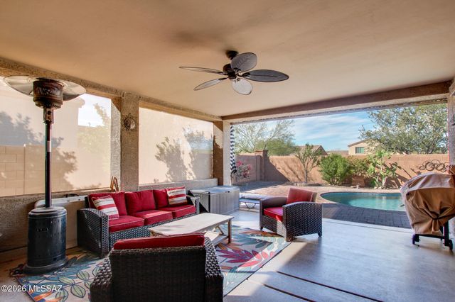 9709 N Hebden Way, Marana, AZ 85653