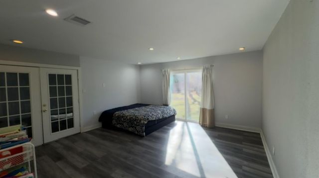 66 Hall Drive N, Montgomery, TX 77316