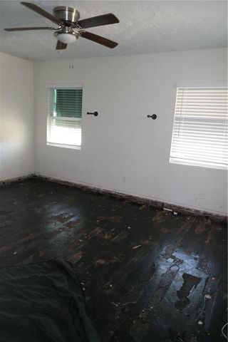 800 E HARBOR DRIVE S, St Petersburg, FL 33705