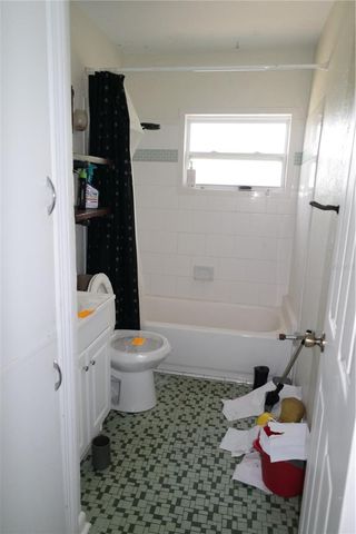 800 E HARBOR DRIVE S, St Petersburg, FL 33705