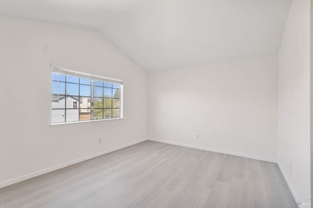 948 Shadywood Cir, Suisun City, CA 94585