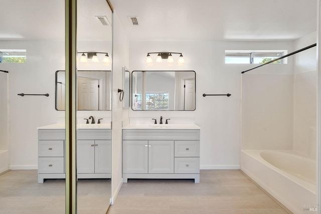 948 Shadywood Cir, Suisun City, CA 94585
