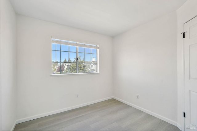 948 Shadywood Cir, Suisun City, CA 94585