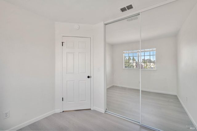 948 Shadywood Cir, Suisun City, CA 94585