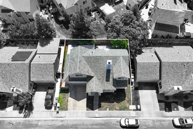 948 Shadywood Cir, Suisun City, CA 94585