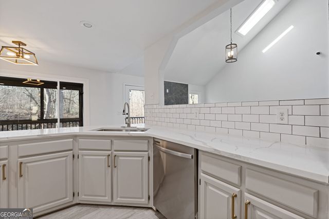 4732 Walnut Bend Drive, Gainesville, GA 30507