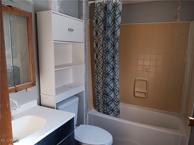 62368 Piedmont Road, Cambridge, OH 43725