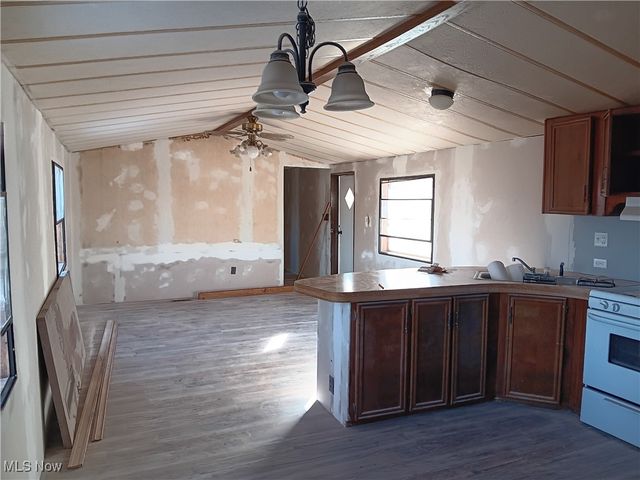 62368 Piedmont Road, Cambridge, OH 43725